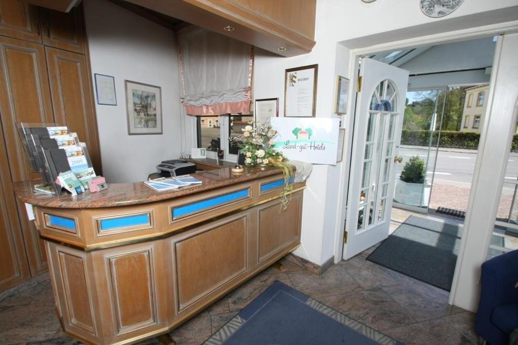 Garni Hotel Maselheimer Hof Bagian luar foto