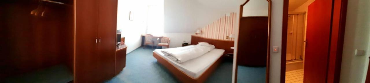 Garni Hotel Maselheimer Hof Bagian luar foto