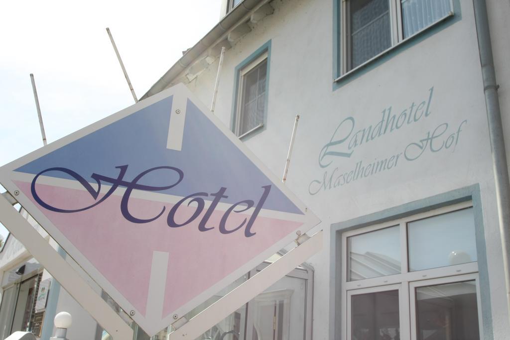 Garni Hotel Maselheimer Hof Bagian luar foto